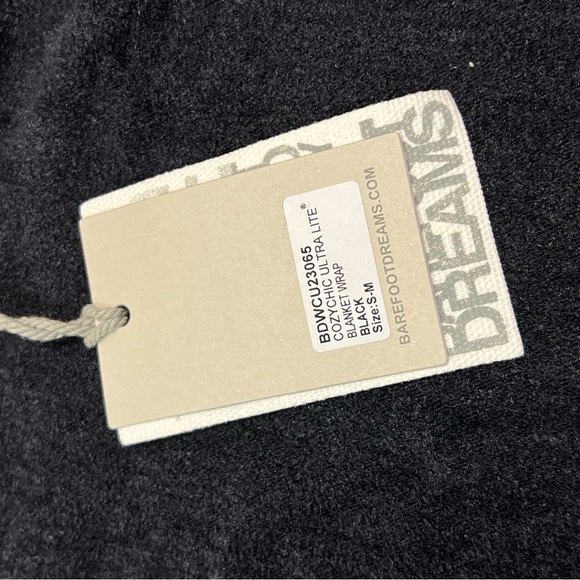 Barefoot Dreams CozyChic Ultra Lite Blanket Wrap Black Color Size S/M - Picture 6 of 10